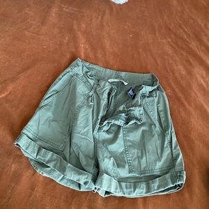 Vanilla Star Army Green Shorts